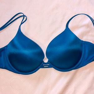 Victoria's Secret 38B push-up bra
